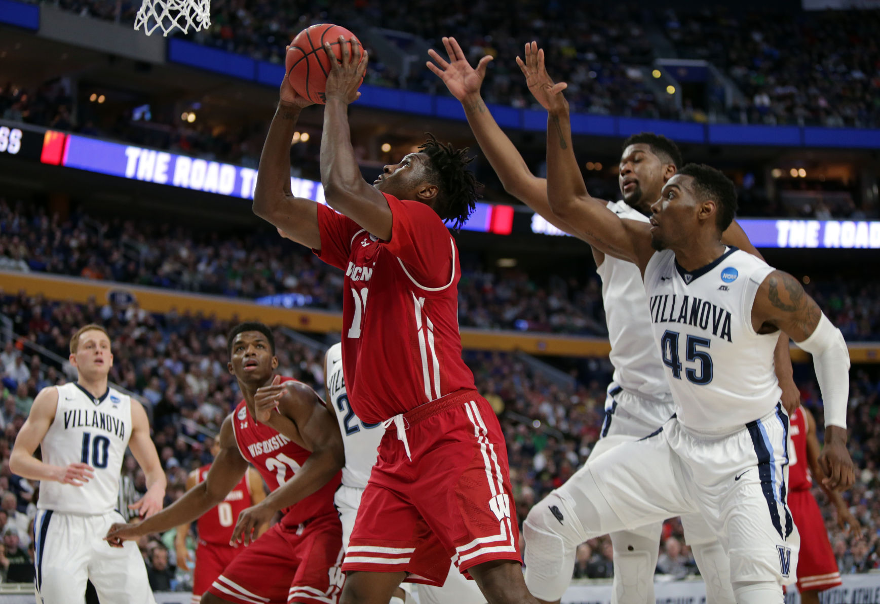 March 18: UW takes out No. 1 seed Villanova, reaches Sweet 16